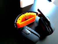 Kopfhörerhalter mit Dongle-Ablage by darealmoo