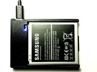 Galaxy S4 battery charger / Batterie Ladestation by Chameleon