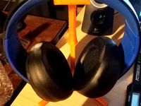 Headphone Stand 2.0 (modular for small printer) by sooblazed