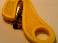 Toucan, a safety cutter by LionFox