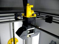 Bowdenhalterung für Ultimaker 2 by oobdoo