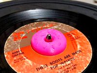 Doughnut 45 Adapter (Record Store Day) by Fargo3DPrinting