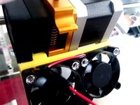 UPDATE: Simple dual fan mount for MK8 direct drive extruder by chrisdruckt