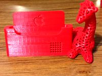 Giraffe Iphone Charging Dock by fcheshire