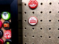 Bottlecap mount for pegboards by NerdAlert3D