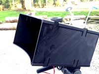 Sunscreen 7" Monitor by Supeso