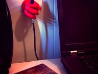 Alien Helping Hand by Drows33