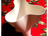 Twisted Tri-Vase by jherridge