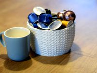 Basket / vase  by Xhuyghe