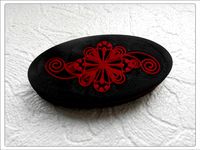 Box oval by TanyaAkinora