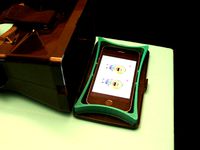 VR stereo viewer bracket for iPhone5 by 3E8