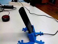 Frog Dock Moto G 2nd Generation by claudiapinto