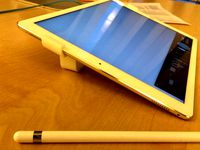 Simple iPad Pro Stand (12.9 inch) by epatel