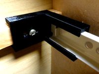 Cabinet door slide holder (parametric) by jridley