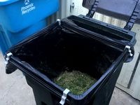 Trash Bag Clip for large 64 gallon trash can. by Boneloc