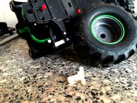 New Bright RC Grave Digger 1/15 Wheel Suspension by szeedijk