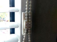 Window blind chain holder by eSumo