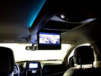 selfmade drop-down video entertainment system for Chrysler Town&Country by gugl