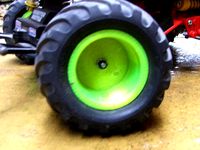 Monster Beetle front wheels by bouncygoth