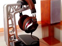 Headphone Stand by Suraki