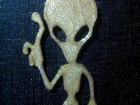 Alien pendant by Alajaz