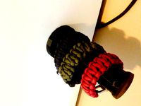 Bracelet-hanger by LinuxDelux