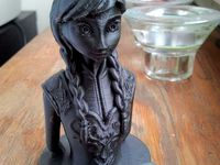 Frozen Anna logo bust by kubus66