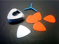 Pick holder by b166er