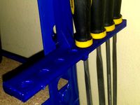 parametric tool rack for keyhole shelving by sodnpoo