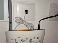 TP-Link wall mount - drill-less  by derekzoli