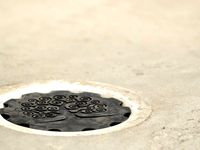Floating floor drain cover by Palmiga