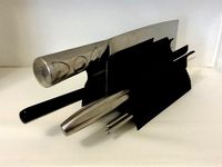 Organic Minimal Volume Knife Block by yakwool