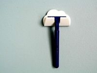 Razor holder by Tosh