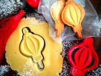 Chinese New Year Lamp Cookie Cutter by OogiMe
