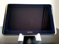 Tablet stand (simple and universal) by Walzkon