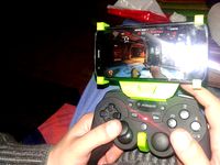 gamepad phone holder by Damianthum