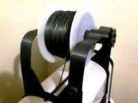 Spool Holder by Akoomo