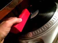 Customizable vinyl record cleaner by peetersm
