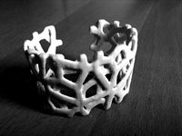 winter collection_3d printed voronoi bracelet by andreashepherd