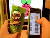 Pringles PC by raspberry pi by NaoUehara