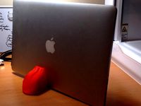 Vertical Mac Book Pro Stand by jmungapen001