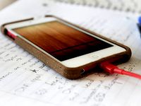 Wooden iPod Touch Case by SJ627