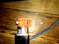 Extruder compatible Mini Heyna Nema 17 geared for Kossel by Ponpont