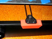 Front Panel Retainer for Rigidbot by racatack