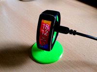 Samsung Gear Fit stand / charging stand by norf
