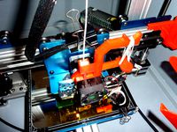 MK8 extruder with adjustable contact pressure from rubber bands; MK8 Extruder mit einstellbarem Anpressdruck mit Gummibänder by cheffeundwackl