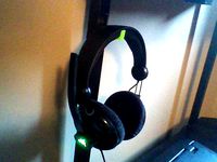 Headphone/Headset Holder by JasonDubeau