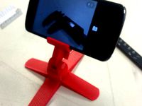 Quadropod camera phone stand by Cyda