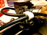 Fuel hose holder for LargeScale model car by Amedee