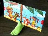 Card Feet by Quin